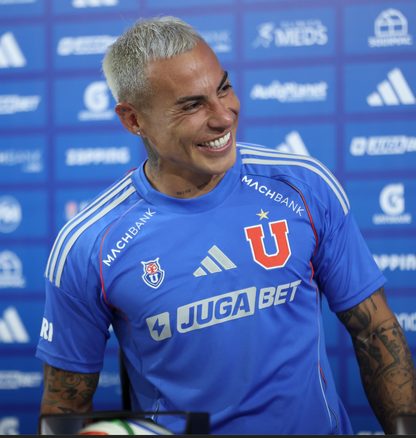 PRESENTACIÓN EDUARDO VARGAS 11 - CAMISETA OFICIAL 2025